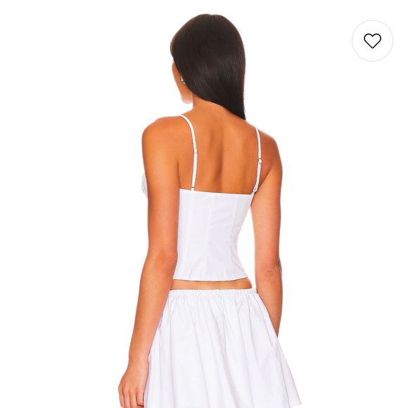NWT Maci Top in Bright White
Lovers and Friends - Picture 2 of 5